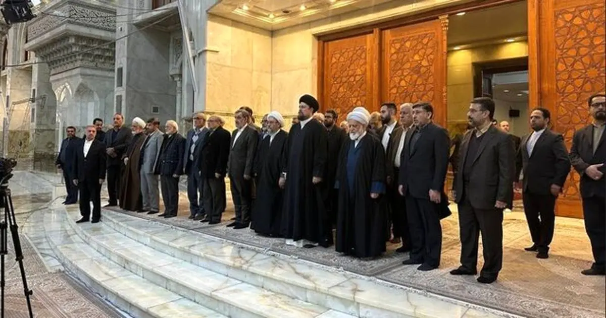 حضور اعضای تشخیص مصلحت نظام در حرم امام خمینی (ره)