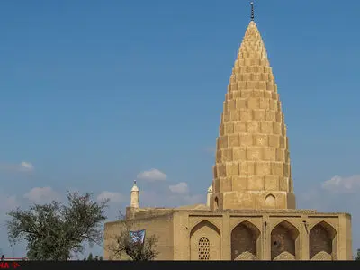ضرورت ایجاد مجموعه آرامگاهی در شان «یعقوب لیث صفاری»/ ارج‌گذاری به تاریخ فرصتی برای توسعه اقتصادی و فرهنگی