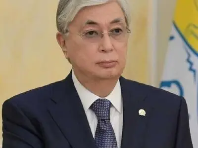 Tokayev takes the oath and officially assumes the post of President of Kazakhstan
