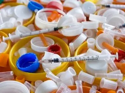 این موجود خطرناک، پلاستیک بیمارستانی می‌خورد!