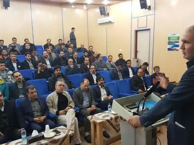 ایجاد نهضت افزایش دانش کشاورزان در بخش آب