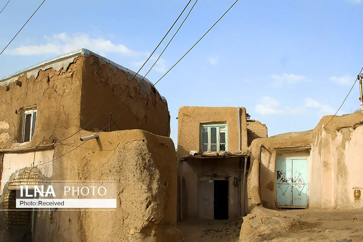 مطالعه بافت تاریخی دو روستای استان قزوین با هدف ثبت در آثار ملی
