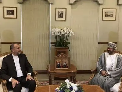 استمرارا للمشاورات في مسقط.. عبداللهیان یلتقي نظیره العماني في مسقط