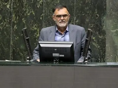 وزرای کم کار و ناکارآمد دولت با اطمینان به بی اثر بودن مجلس به کار خود ادامه می دهند