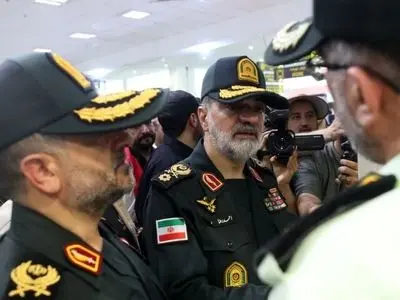 زائران از همه مرزها برای بازگشت استفاده کنید