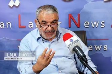 از تسخیر سفارت آمریکا همچنان دفاع می‌کنم/ اجازه بدهیم برای مذاکره یک تصمیم واحد در کشور گرفته شود