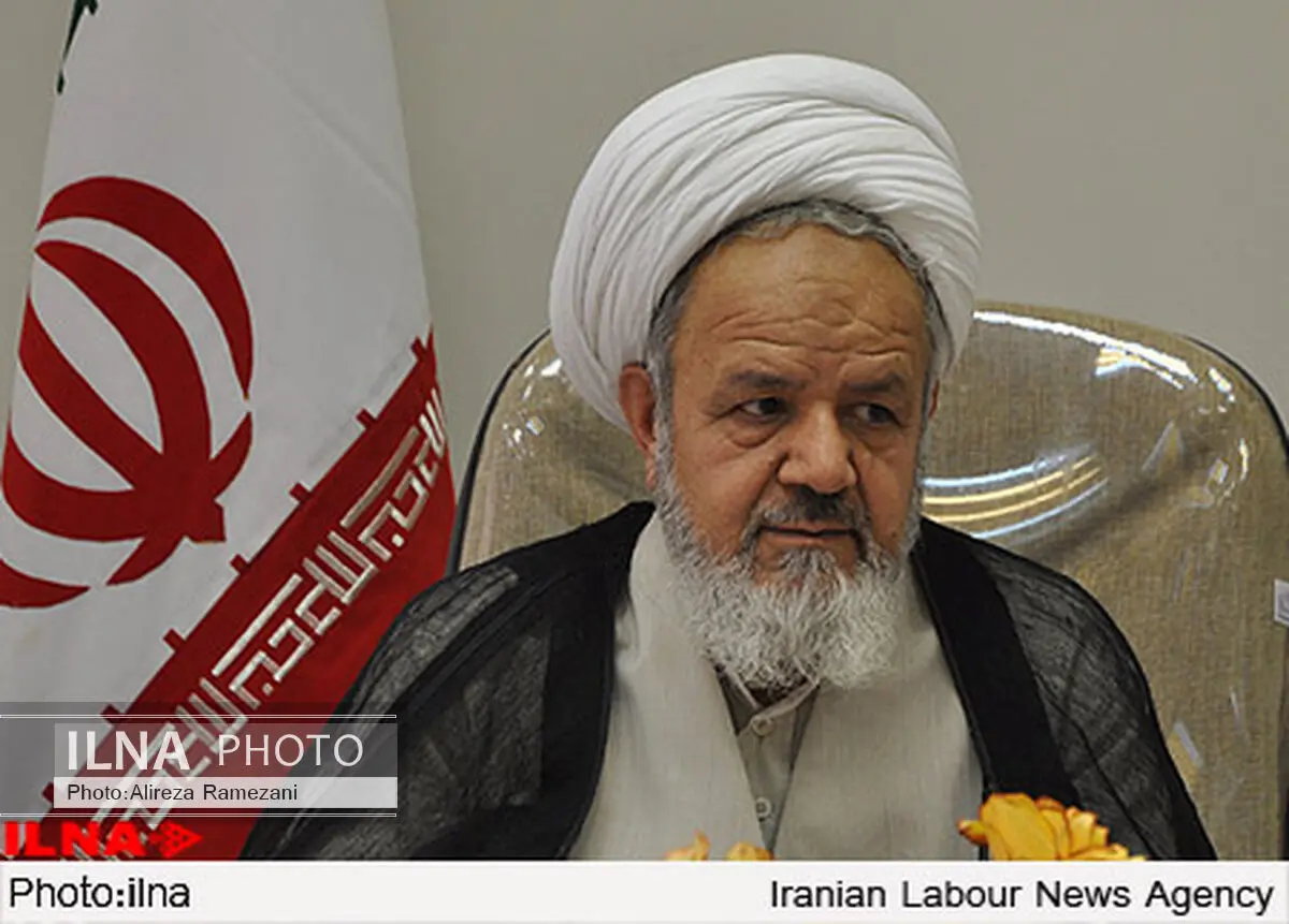 مقاومت مهمترین راهبردهای مقابله با چالش‌های فراروی انقلاب است