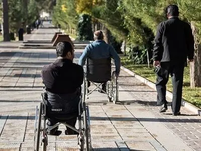 دستگاه‌های اجرایی در زمینه مناسب سازی اماکن جهت معلولان همکاری داشته باشند