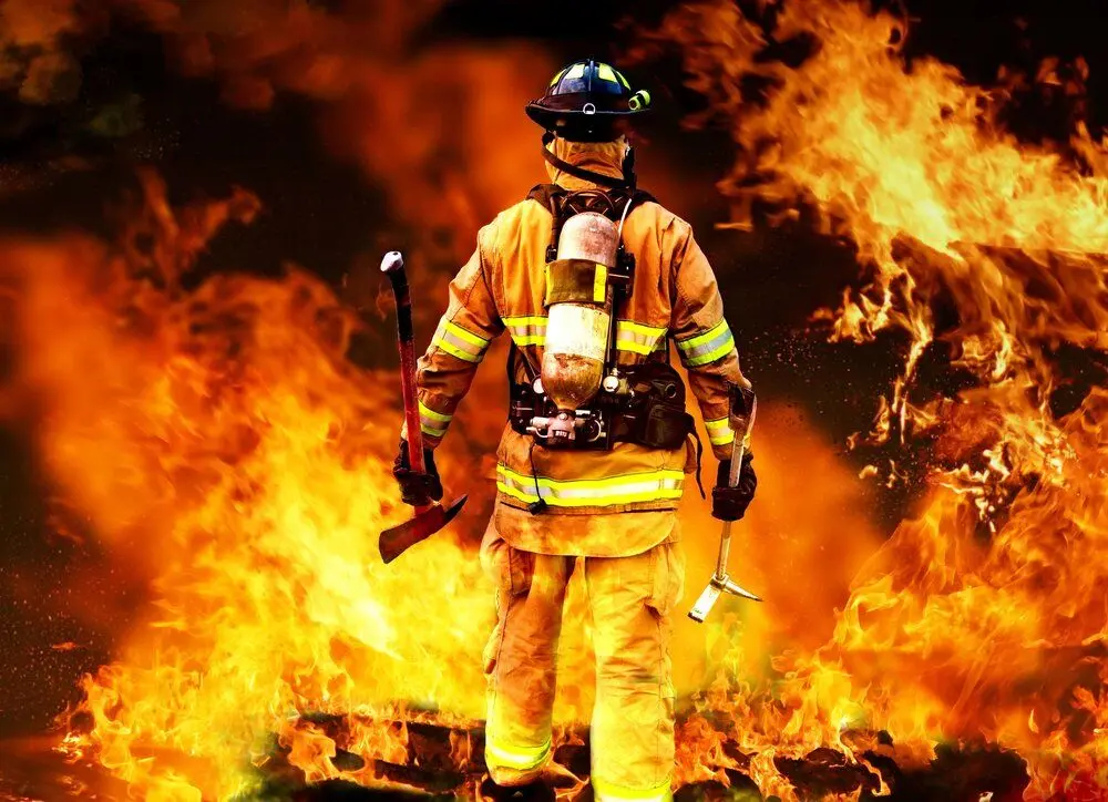 صدور ۱۰۰ اخطار ایمنی آتش سوزی توسط آتش نشانی ارومیه