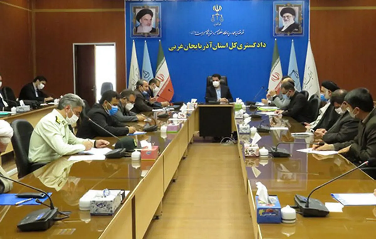 لزوم جلوگیری از فعالیت رسانه‌های بدون مجوز و غیرمجاز در آذربایجان غربی