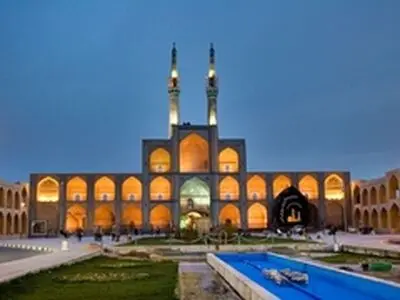 تدفین شهدای گمنام در محوطه امیرچخماق یزد منتفی شد