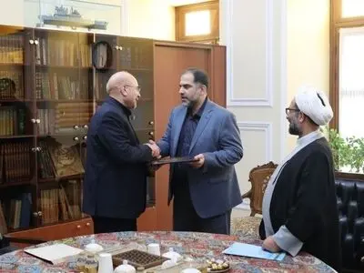معینی‌پور رئیس کتابخانه و مرکز اسناد مجلس شد
