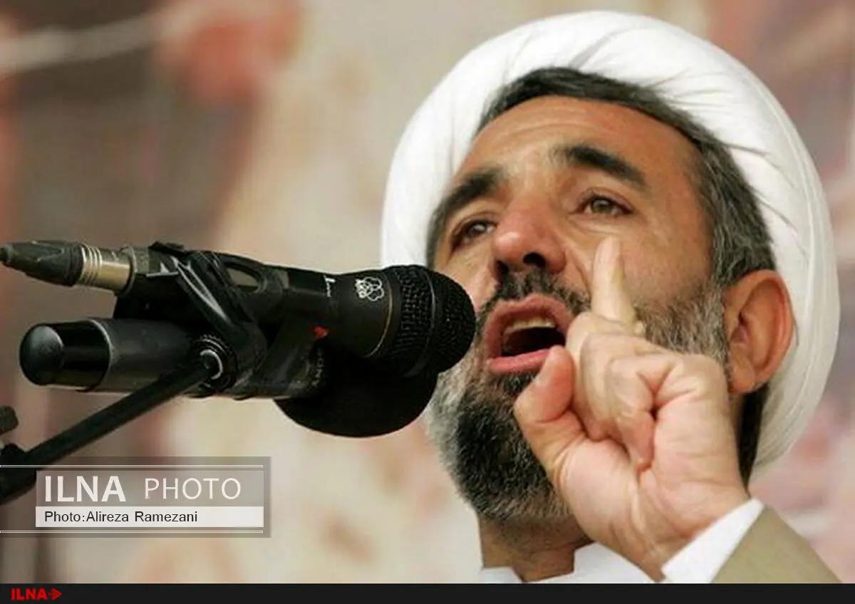 برخی از قوانین ما رضاخانی است/ کسی که می‌خواهد عکس کنار من داشته باشد٬ شاید ضرر کند