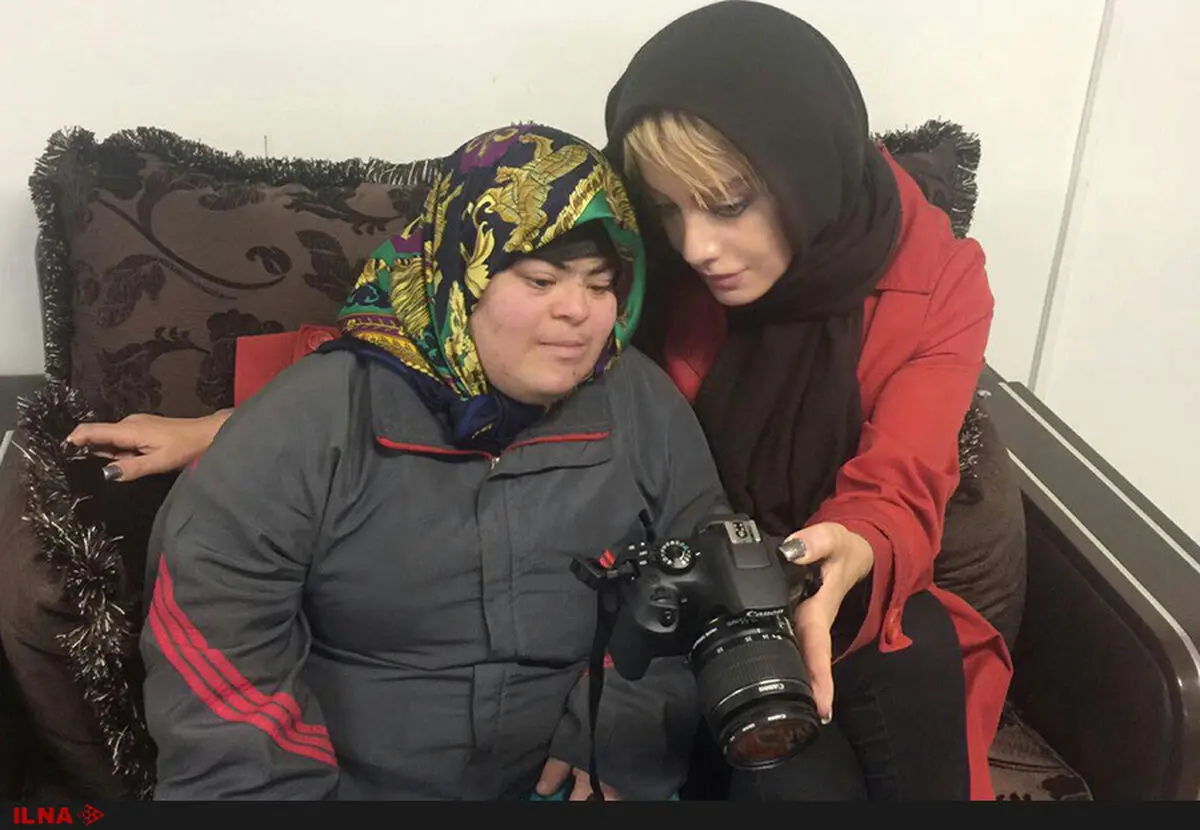 باید تلاش کنیم استاندارد زندگی کودکان معلول را بالا ببریم