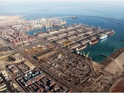 تخلیه کالاهای اساسی در بندر شهید رجایی بدون هیچگونه اختلال