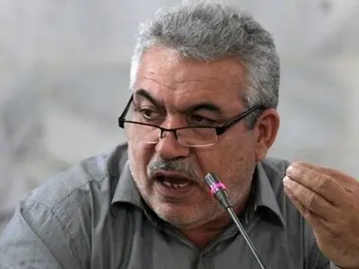 کار و کارگر دوبال توسعه اقتصاد کشور هستند