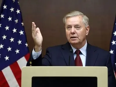 هشدار شدید سناتور گراهام به متحدان منطقه‌ای آمریکا به خاطر ایران 