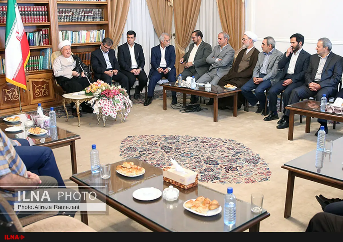 سکوت بزرگان مقابل زیادی‌خواهی بعضی‌ها، بخاطر مصلحت نظام است