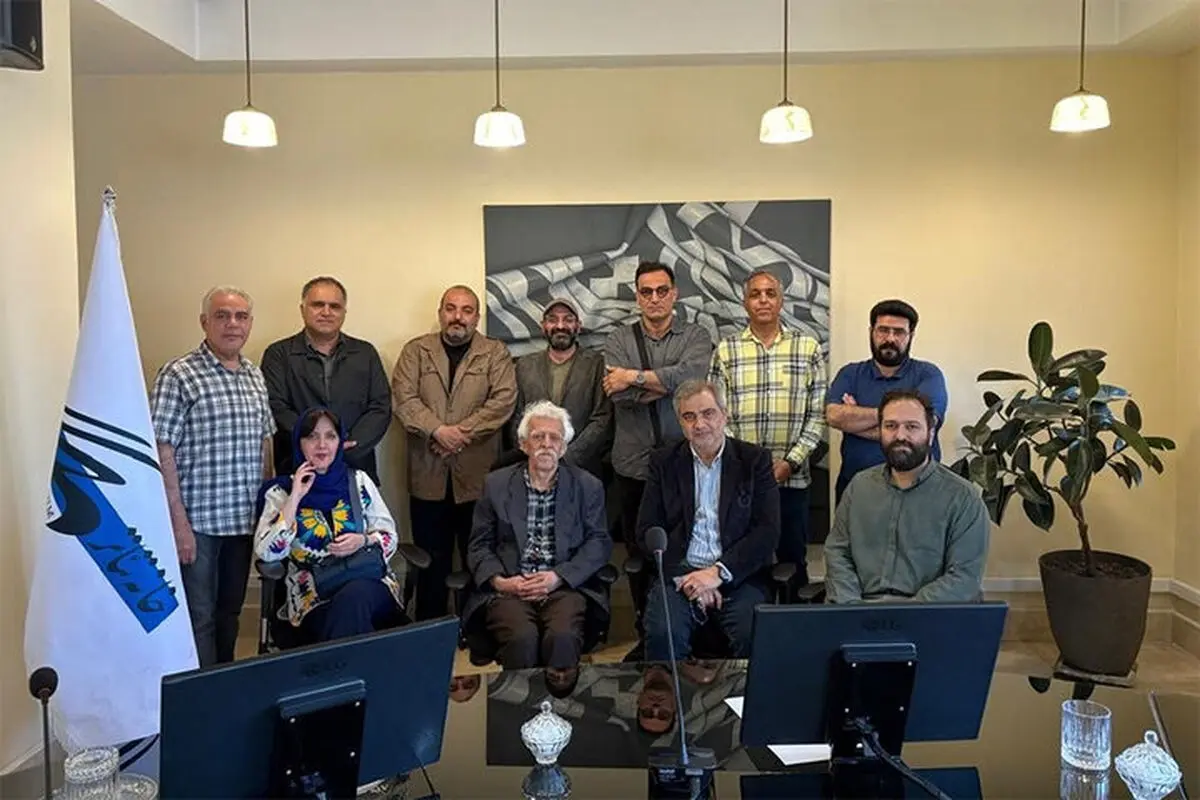 مدیرکل هنرهای نمایشی مهمان خانه تئاتر شد