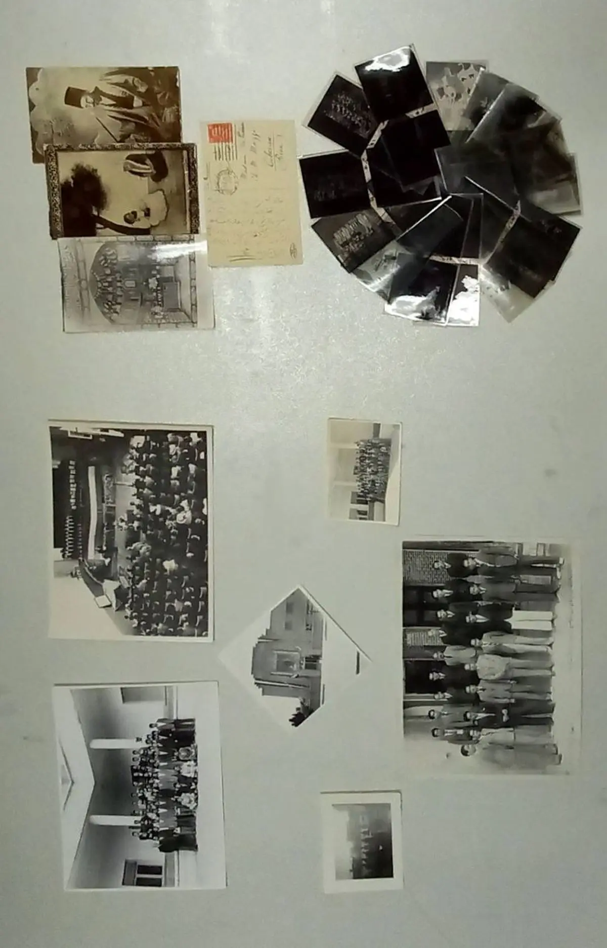 اهداء اسناد و مدارک دبیرستان نمازی شیراز به اسناد و کتابخانه ملّی منطقه جنوب کشور