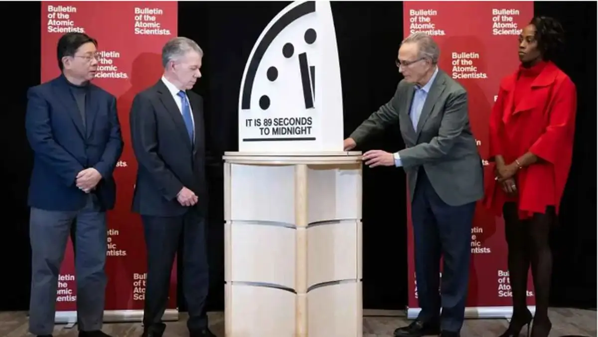جهان در لبه پرتگاه؛ "ساعت قیامت" به ۸۵ ثانیه مانده به نیمه‌شب رسید