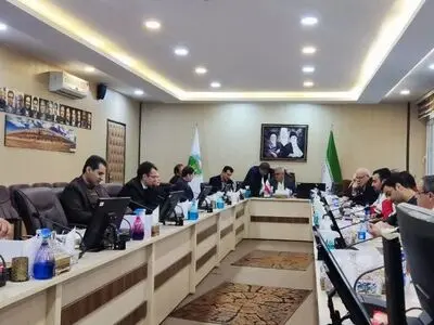 وجود عزم ملی برای کاشت یک میلیارد درخت در ایران