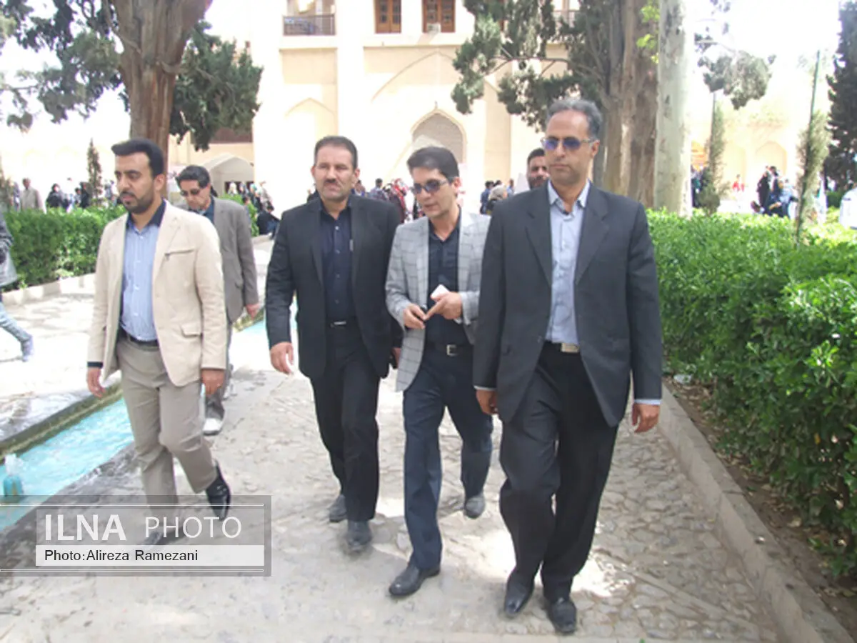 مدیرکل میراث فرهنگی استان اصفهان از بناهای تاریخی کاشان بازدید کرد