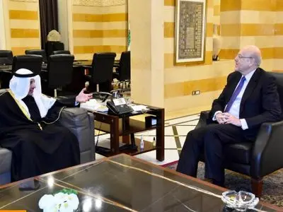 Kuwaiti foreign minister visits Lebanon to mend Persian Gulf standoff