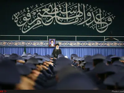 دیدار جمعی از فرماندهان، افسران، خلبانان و کارکنان نیروی هوایی ارتش با مقام معظم رهبری