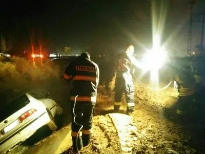 نجات جان راننده شوشی از مرگ حتمی در پی سقوط در کانال آب کشاورزی