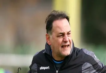 نامجومطلق: مقابل الشرطه بدشانس بودیم/ گل پرسپولیس در دربی آفساید بود