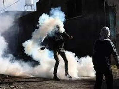 زخمی شدن ۲۵ فلسطینی در پی یورش نظامیان صهیونیست به نابلس