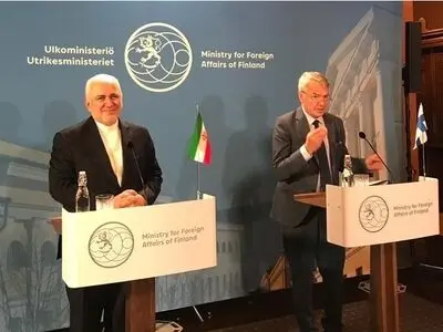 ظریف: به دلیل تحریم‌های آمریکا نمی‌توانیم در خصوص مقاصد نفتکش‌های خود شفاف باشیم