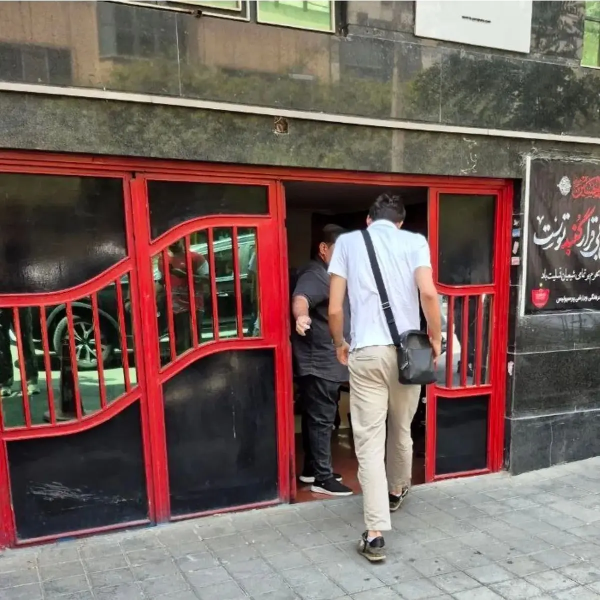 حضور غیرمنتظره مدافع محبوب در دفتر باشگاه پرسپولیس