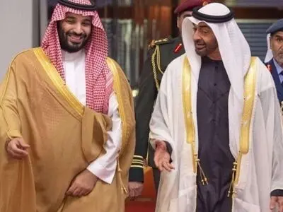 أزمة حادة بین ابن سلمان وابن زاید.. تهدید سعودي بمعاقبة الإمارات