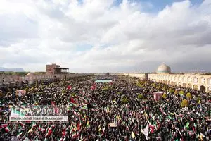 سوگواری چهلمین روز شهادت رهبر انقلاب در اصفهان