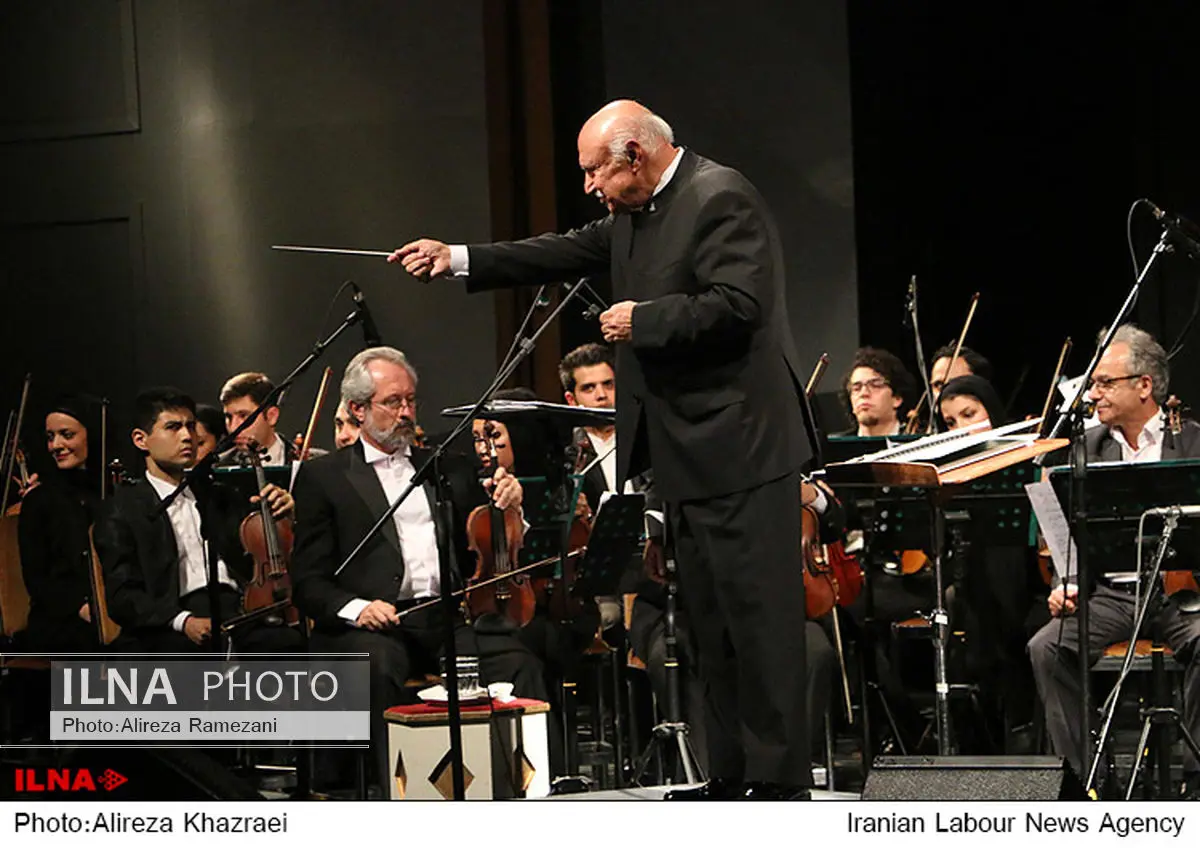 بازگشایی ارکستر ملی با ضرب و شتم عکاسان