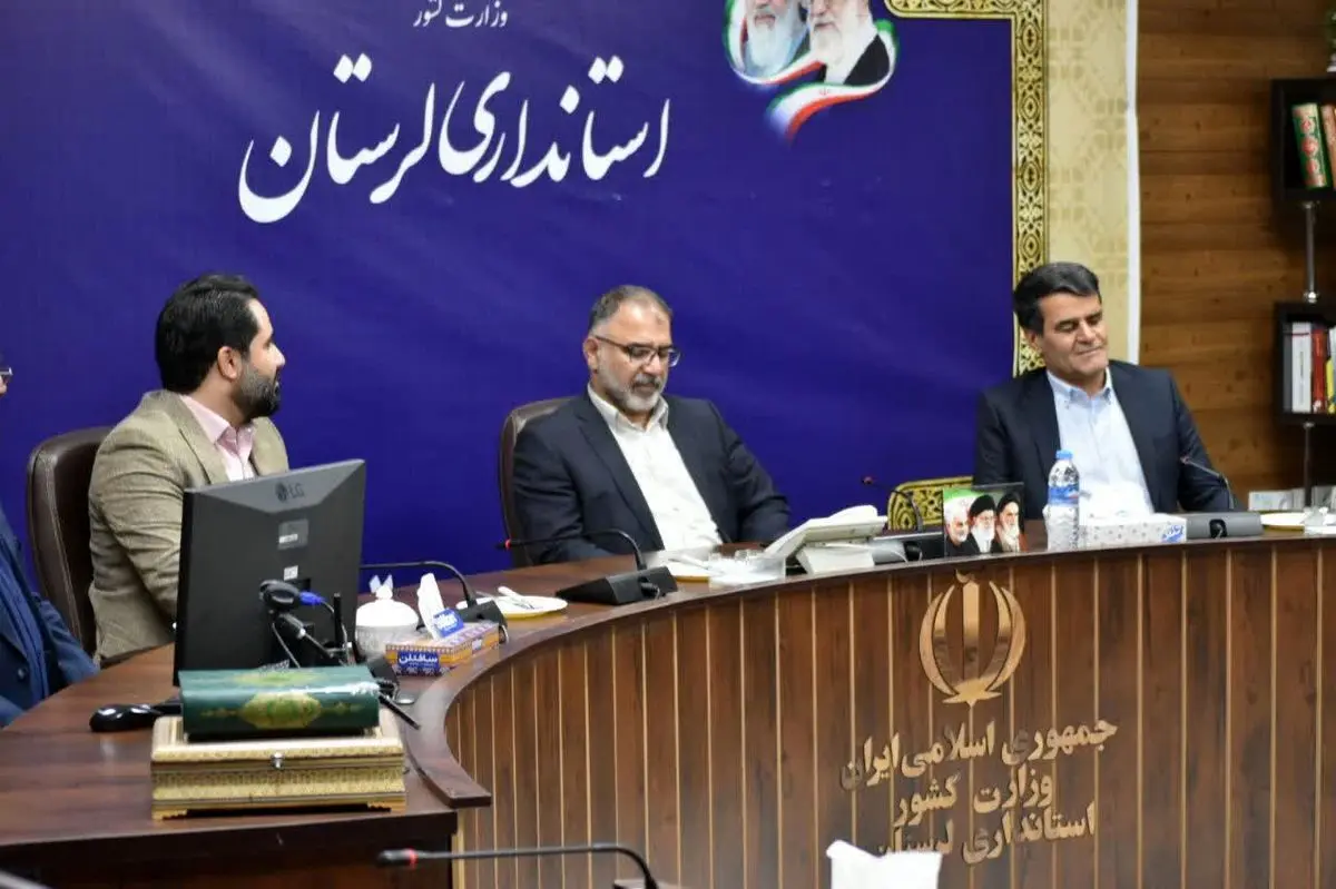 مدیریت و کار در جمهوری اسلامی باید جهادی باشد