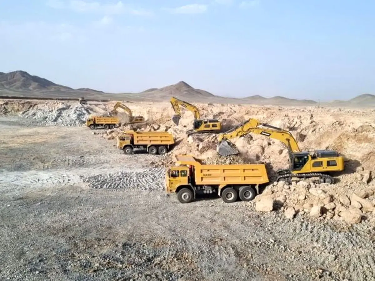 فعالیت شبانهروزی معدنکار باختر در معدن مس جانجا؛ ۱۲ میلیون تن باطلهبرداری تاکنون