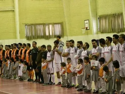 مصاف مهربانی به سود تیم ستاره‌های هنر به پایان رسید + گزارش تصویری