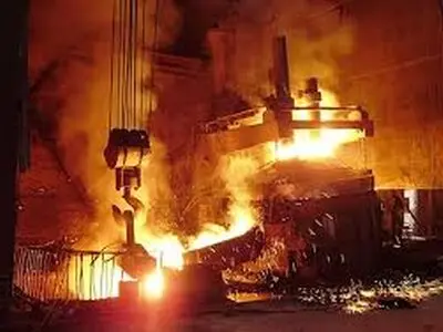 دومین کارگر مصدوم حادثه کارخانه فولاد سرخه درگذشت 
