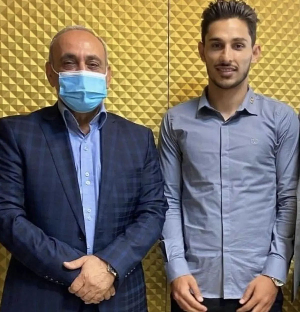 درخشان مهر قرارداد خود را با فولاد تمدید کرد 