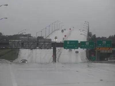 Hurricane Matthew batters Florida as Haiti death toll rises