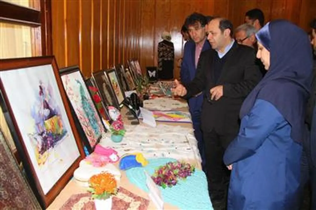 افتتاح نمایشگاه هنرهای مدرن و سنتی در منطقه ویژه اقتصادی پتروشیمی 
