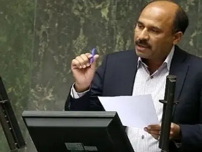 مبارزه با قاچاق کالا و ارز و سوخت باید جامع و کامل باشد