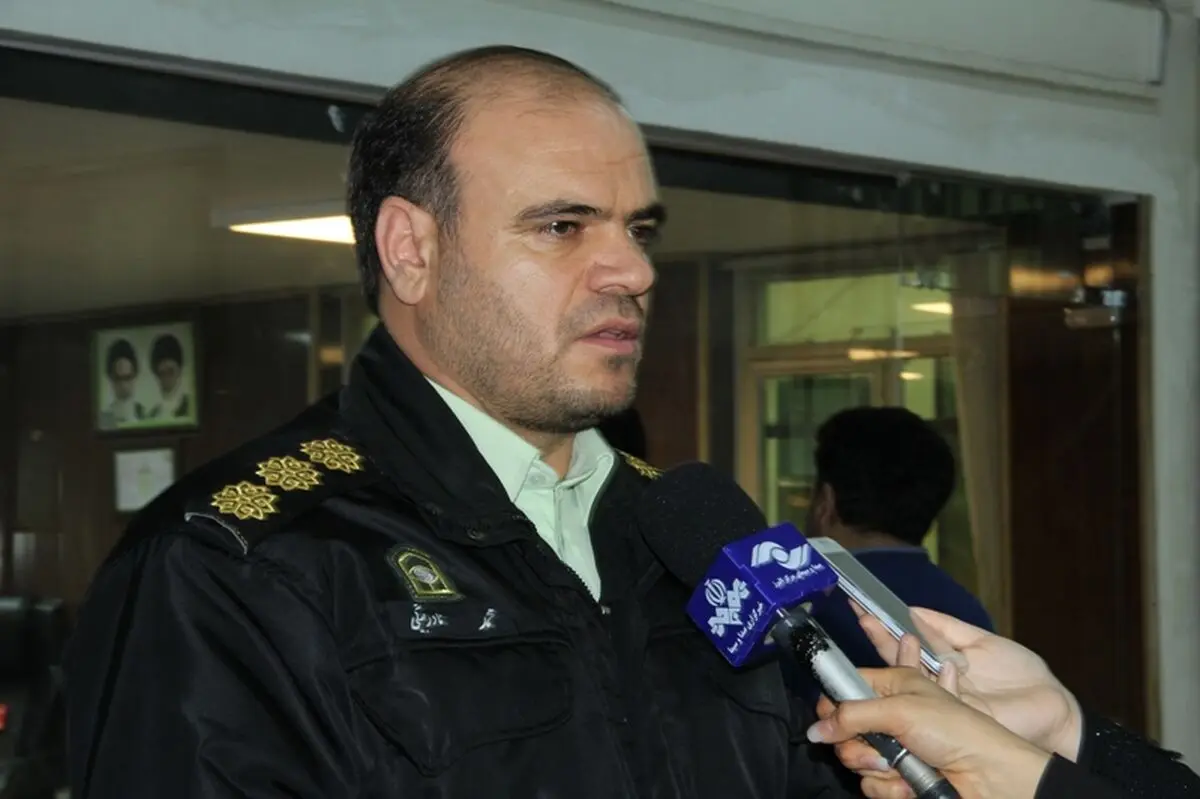 سارق دفترچه‌های بیمه دستگیر شد/ شگرد عجیب مرد میانسال برای فروش دارو در بازار آزاد 