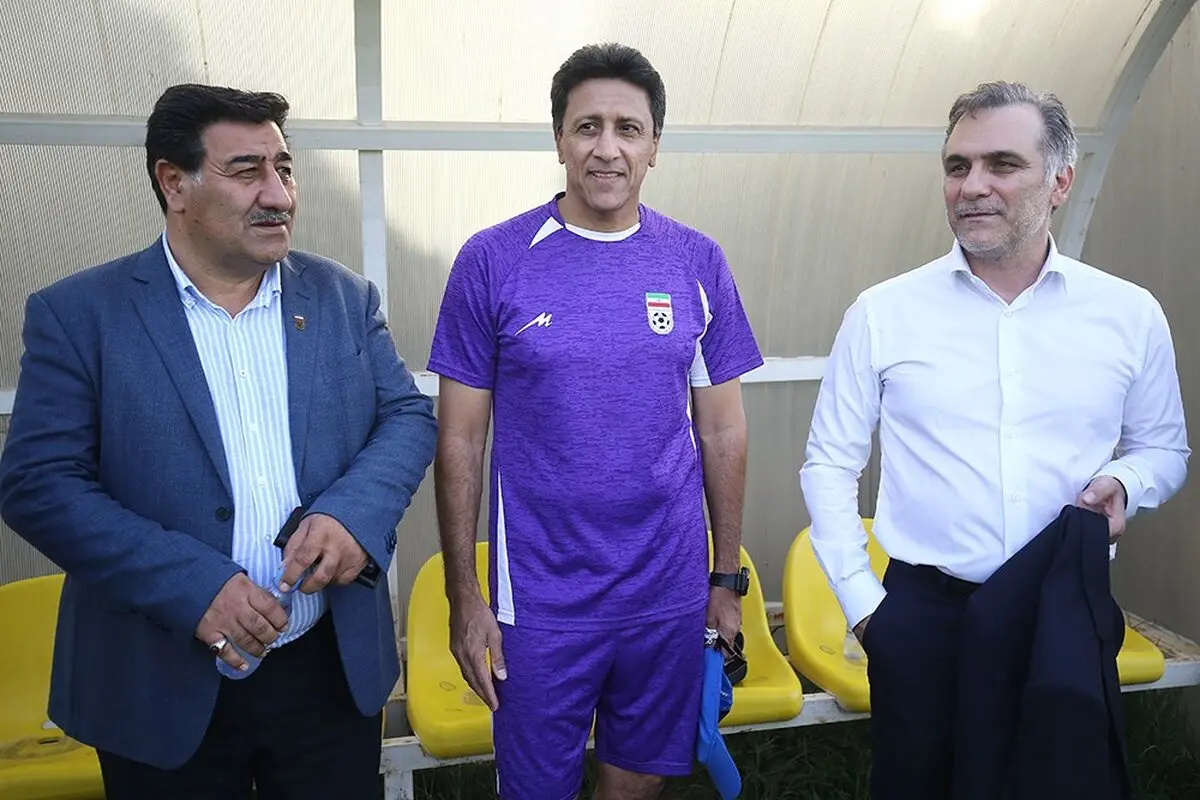 بازدید سرپرست فدراسیون از تمرین تیم ملى جوانان