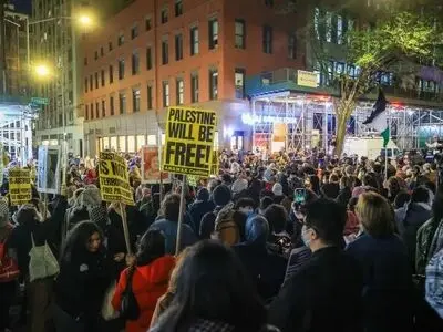 گسترش دامنه اعتراض دانشجویان آمریکایی علیه جنگ اسرائیل در غزه/ بیش از ۱۰۰ دانشجو بازداشت شدند