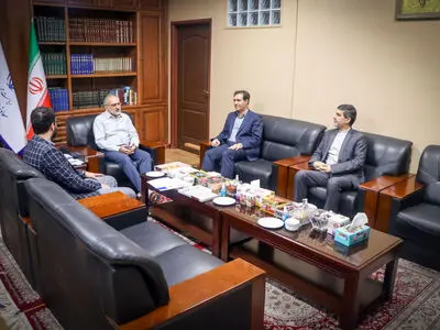 پیگیری مطالبات بازنشستگان فولاد در دیدار سرپرست صندوق بازنشستگی فولاد با معاون پارلمانی رئیس جمهور