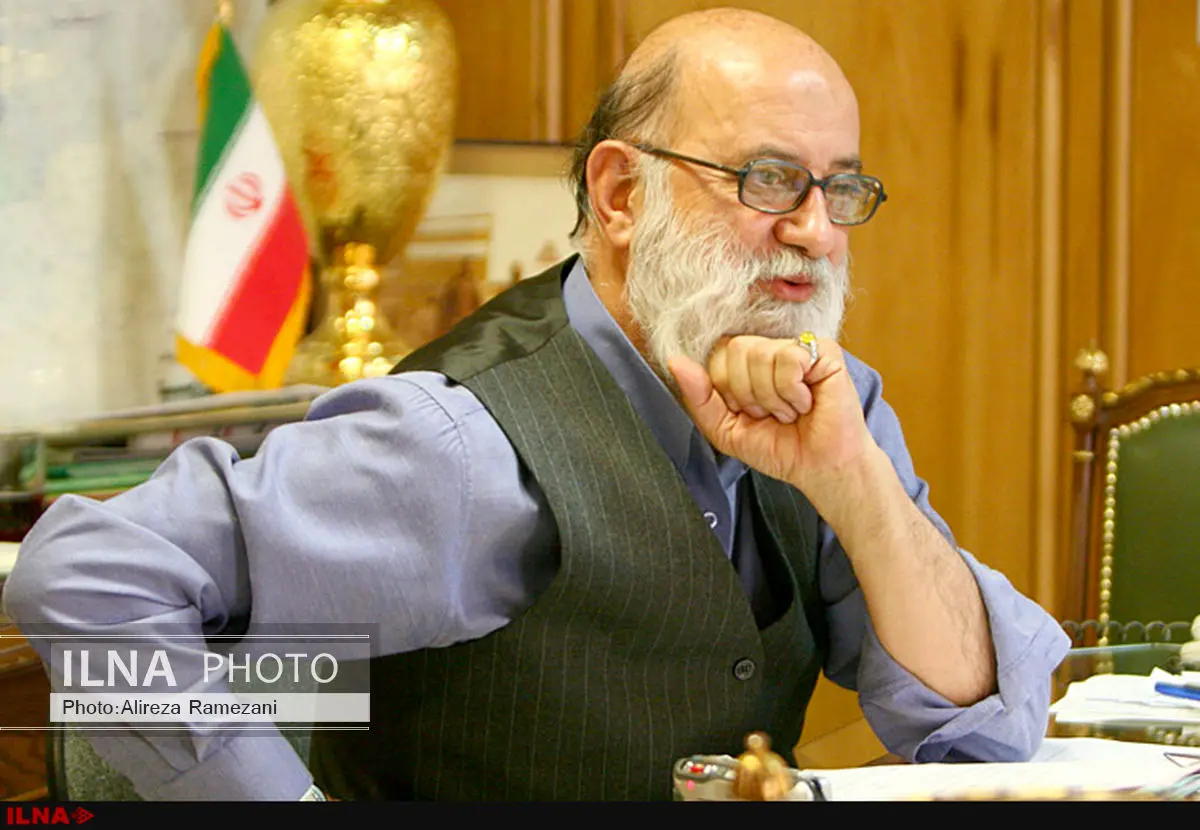 بررسی مدارک واگذاری املاک شهرداری توسط نمایندگان دادستانی/گزارش واگذاری ملک به اعضای شورا دروغ است